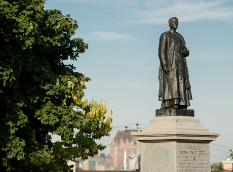 Monument de Mgr Déziel