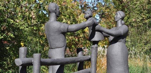 L’oeuvre de Roger Langevin, intitulée « Les pionniers »